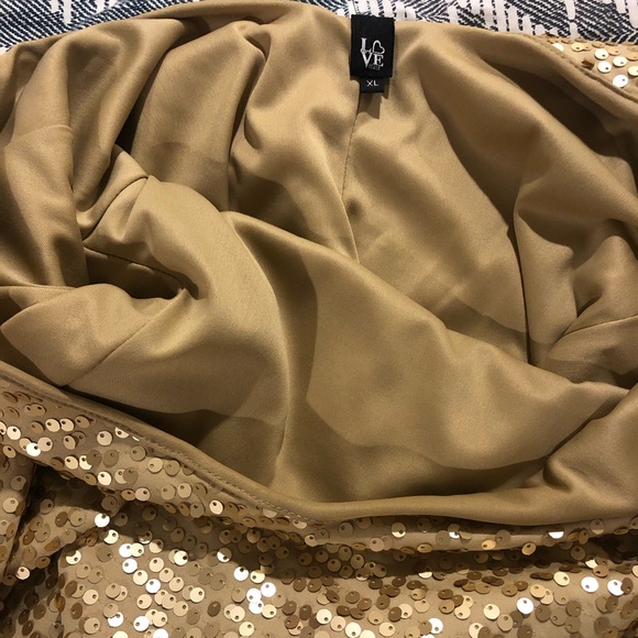 Gold Sequined Fitted Scoop Back Mini Dress - Picture 6 of 6